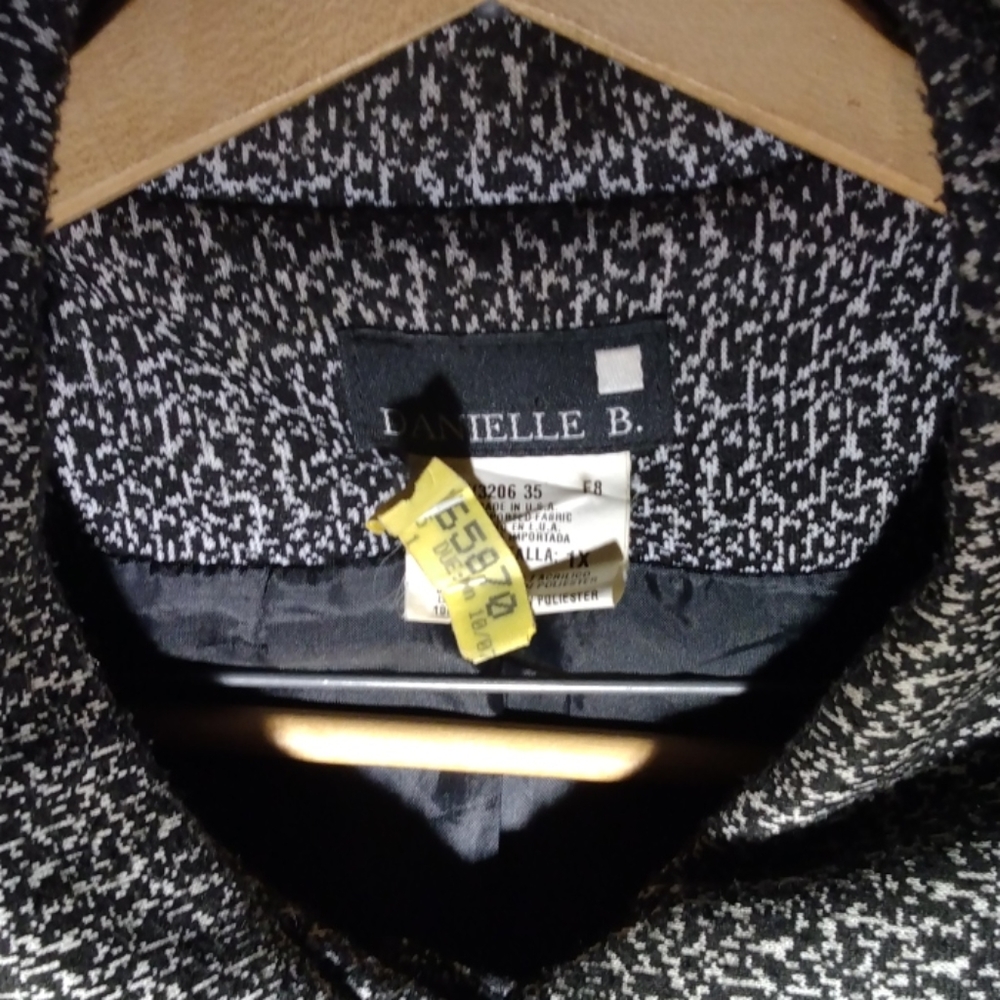 Jacket - Picture 3 of 3